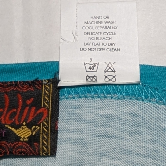 Disney Rare Aladdin, Jasmine, Genie Vintage Night Shirt - Picture 8 of 9